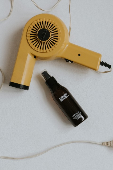 Rose-Himbeere - Volumen-Haarspray Anwen + Ministerstwo.