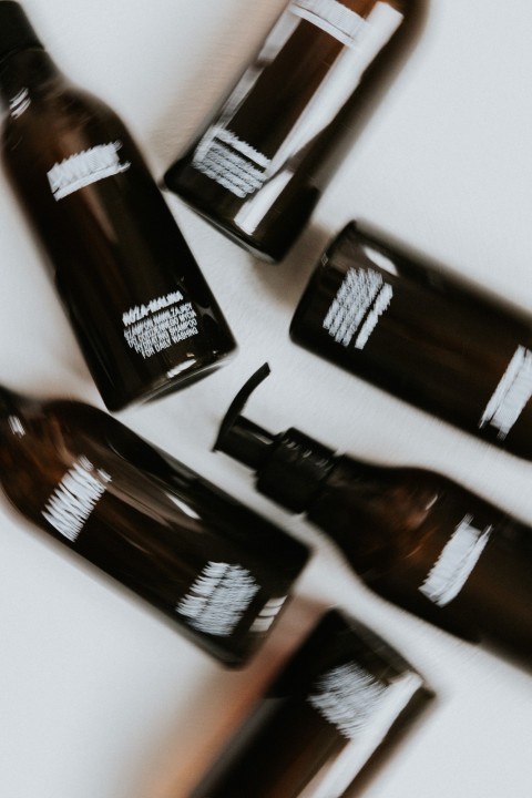 Rose-Raspberry - moisturising shampoo Anwen + Ministerstwo.