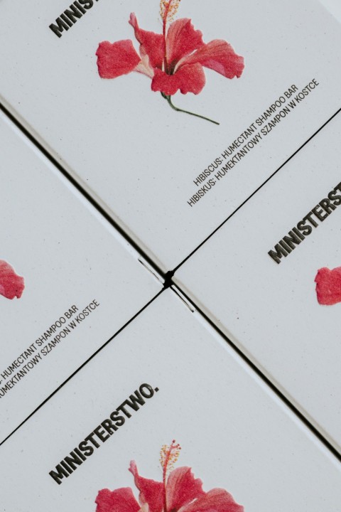 Hibiskus - 2w1 humektantowy szampon w kostce