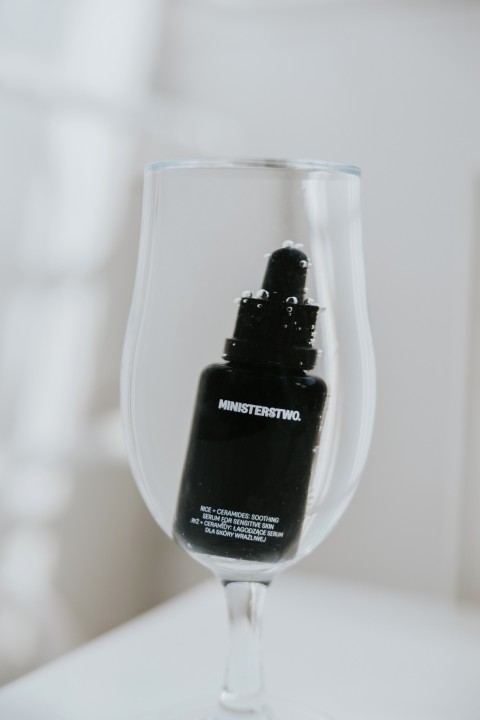 Ryż + ceramidy - łagodzące serum do twarzy